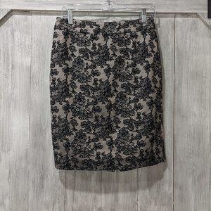 Ann Taylor Floral Print Pencil Skirt Size 4